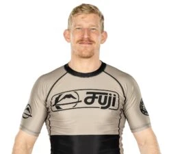 Fuji Special Ops Short Sleeve Rashguard -Martial Arts Equipment 14 1600x1600 4038128d 8917 4f5d 8947 17ec92f942b7