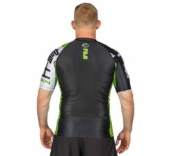Fuji Kassen Short Sleeve Rashguard Green -Martial Arts Equipment 22 1600x1600 4bfb263b 1e97 4fe3 9d36 ec103b1957ee