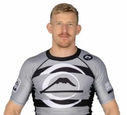 Fuji Vision Short Sleeve Rashguard -Martial Arts Equipment 22 1600x1600 6d4b7254 6418 426b bf5b dd04006b2aa7