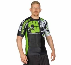 Fuji Kassen Short Sleeve Rashguard Green -Martial Arts Equipment 24 1600x1600 a0d8204a f9a0 43cb 8bb9 2dc078ace374