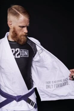 Fuji Mission 22 White Gi -Martial Arts Equipment mission 22 white gi 32