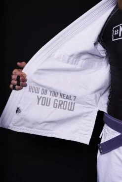 Fuji Mission 22 White Gi -Martial Arts Equipment mission 22 white gi 33