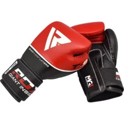 RDX SPORTS RDX T9 ACE LEATHER BOXING GLOVES 37 RDX SPORTS RDX T9 ACE LEATHER BOXING GLOVES -Martial Arts Equipment rdx quad kore leather training gloves 41